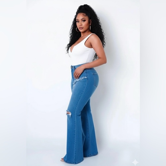 Women's Flared Jeans with High Waist Bottom Pants for Comfortable Denim Style - Picture 6 of 15